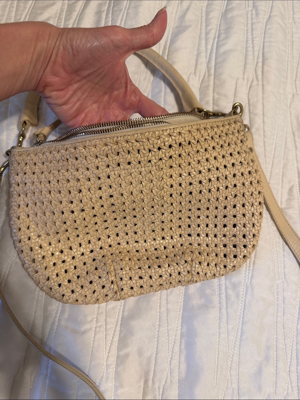 EUC Clare V leather petite Moyen Crossbody Handbag in buttercream